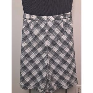 CLOSET CLOSING | NEW Plaid Cuffed Gaucho Shorts